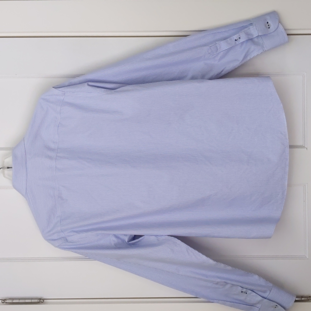 Men's L UNTUCKit Bordeaux Shirt - Picture 2 of 6